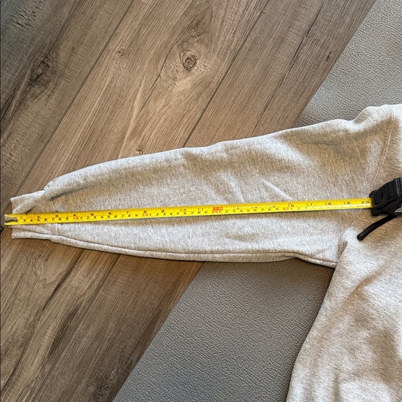 Kids Toy Story Alien Graphic Crewneck Sweater - Disney Parks Exclusive -youth XL - Picture 7 of 7